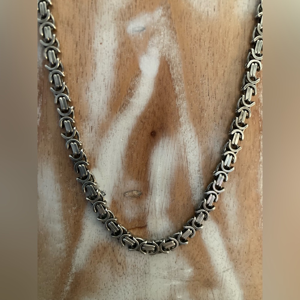 Byzantine Men/Unisex Chain Necklace 30.8” long 925 Sterling Silver Marked Italy